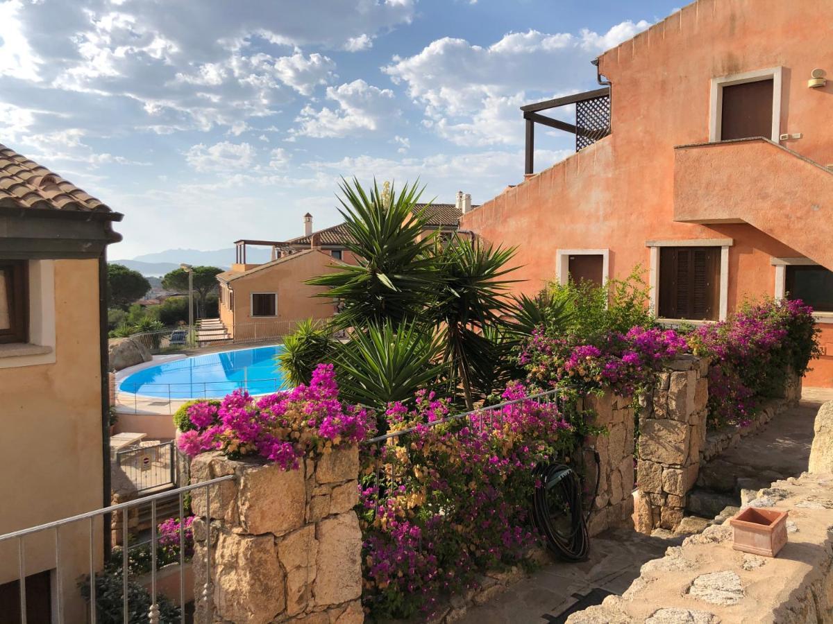 Residence Borgo Punta Villa La Maddalena  Buitenkant foto