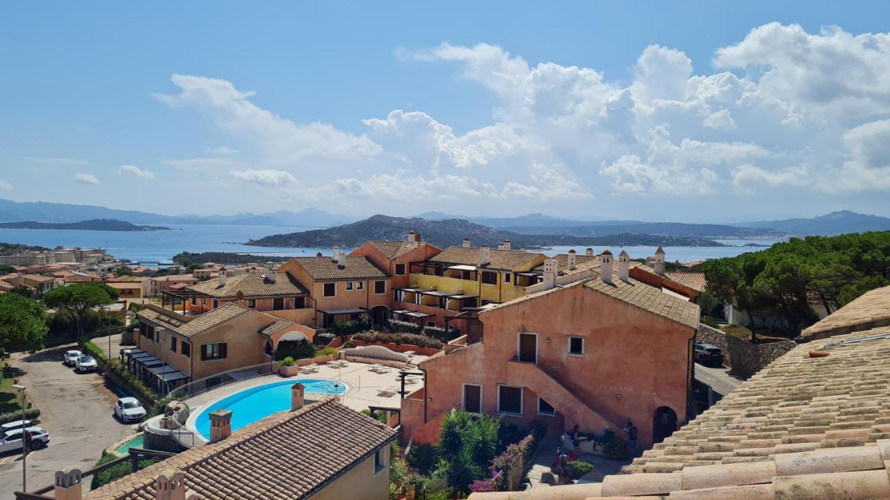 Residence Borgo Punta Villa La Maddalena  Buitenkant foto