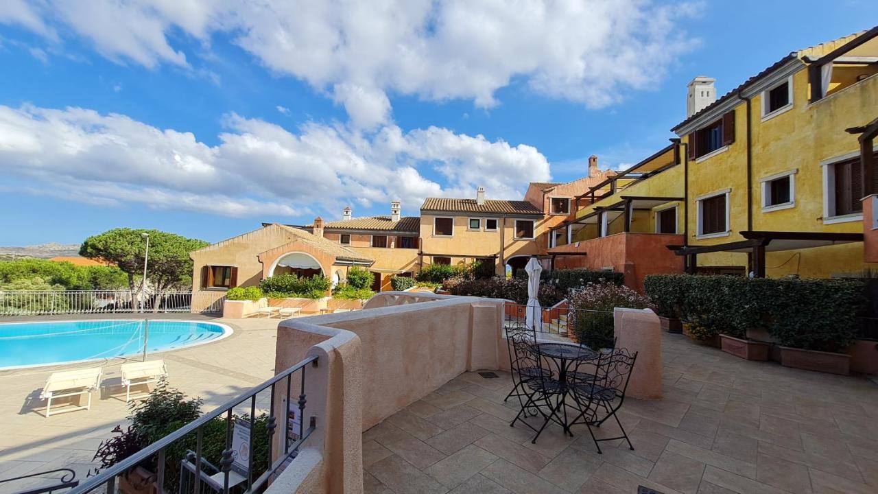 Residence Borgo Punta Villa La Maddalena  Buitenkant foto