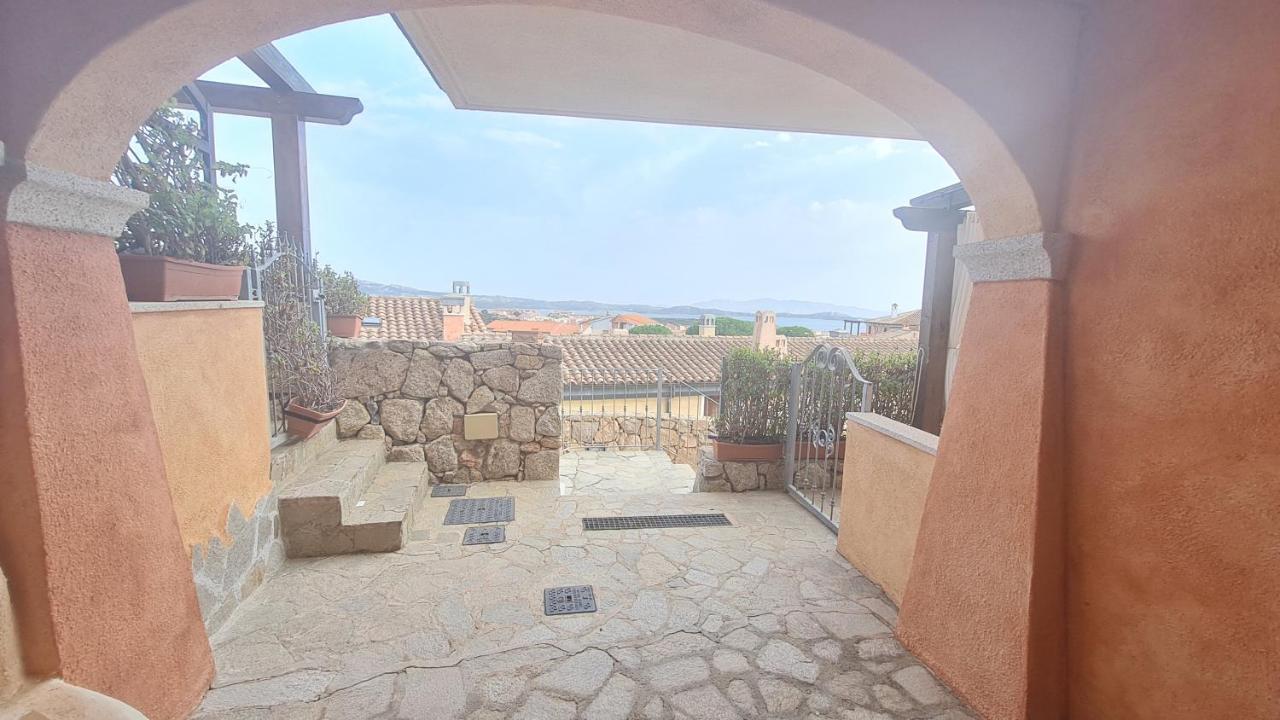 Residence Borgo Punta Villa La Maddalena  Buitenkant foto