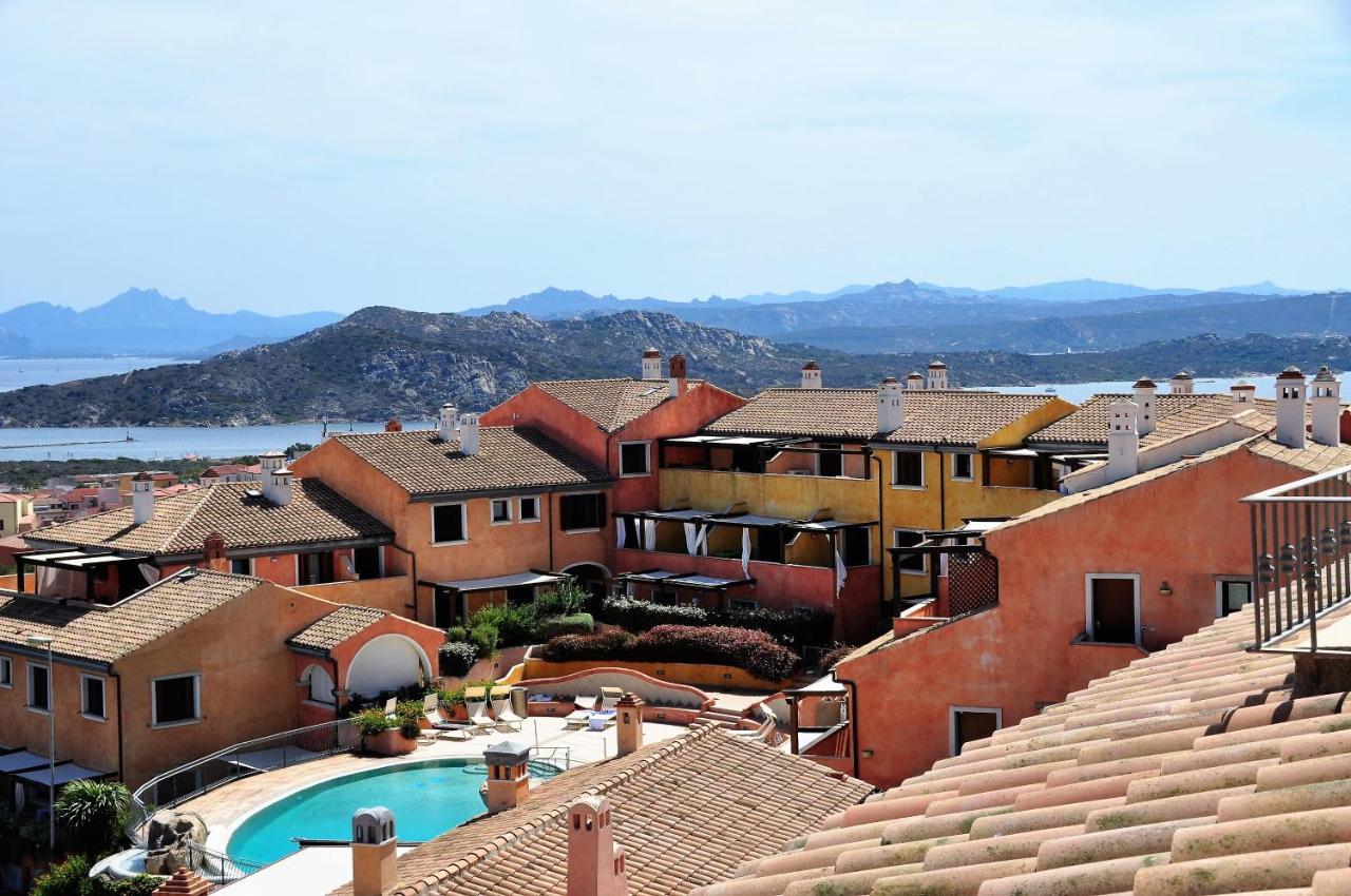 Residence Borgo Punta Villa La Maddalena  Buitenkant foto